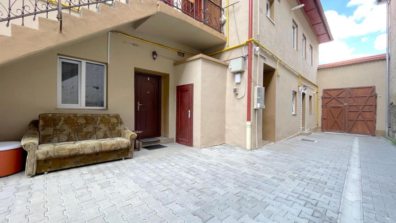 Апартаменты Evu Long Street Брашов Экстерьер фото